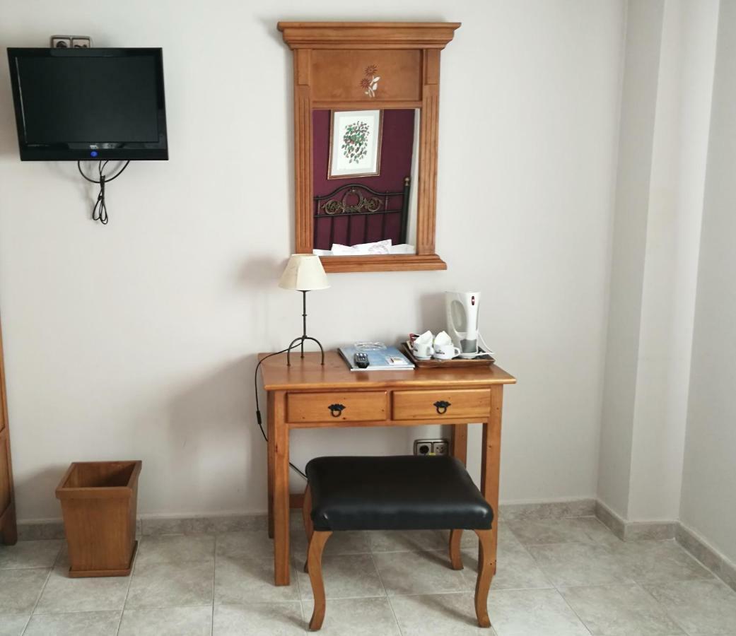 Posada Del Camino Real Torrelaguna Exteriör bild