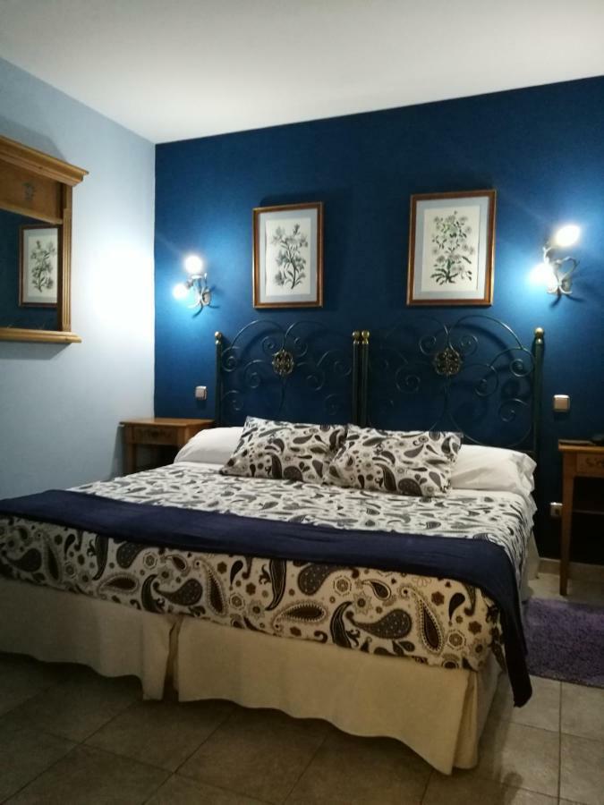 Posada Del Camino Real Torrelaguna Exteriör bild