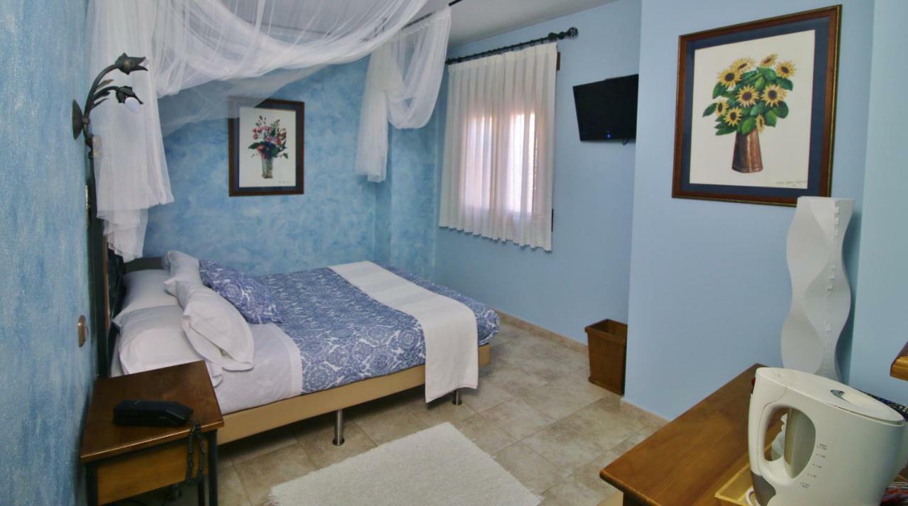 Posada Del Camino Real Torrelaguna Exteriör bild